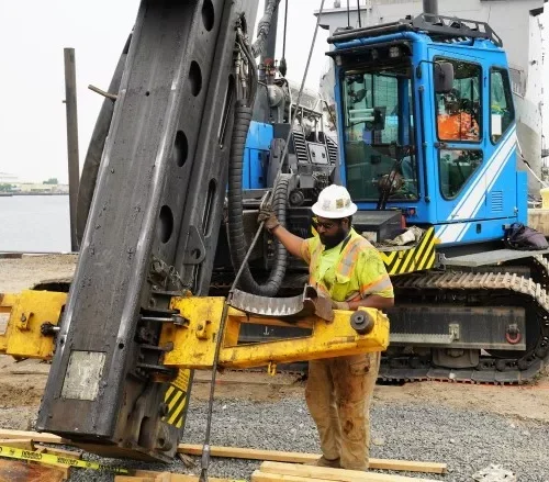 Dedicated Equipment: First Time Project for a Piling Rig