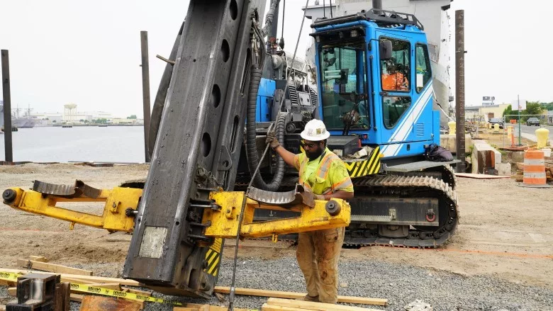 Dedicated Equipment: First Time Project for a Piling Rig