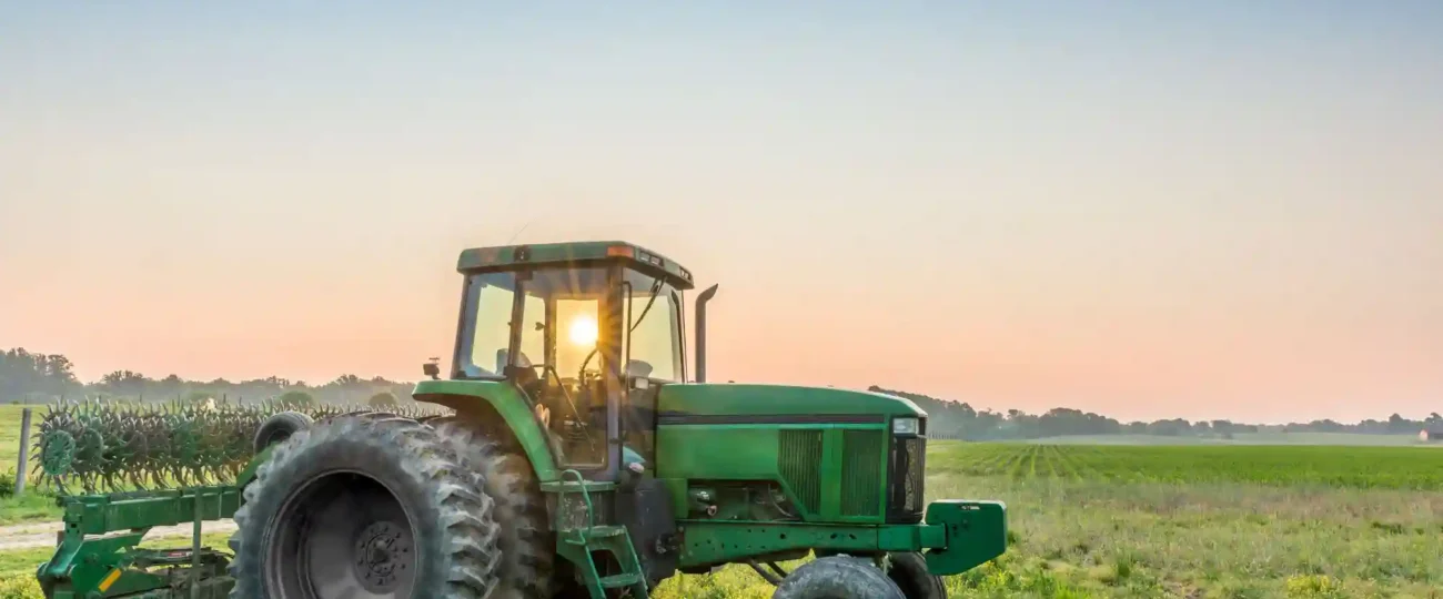 How to Safely Load and Unload Farm Equipment