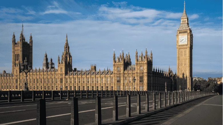 Across the Pond: Thames Water Rescue Plan Gains Momentum With .4B Proposal