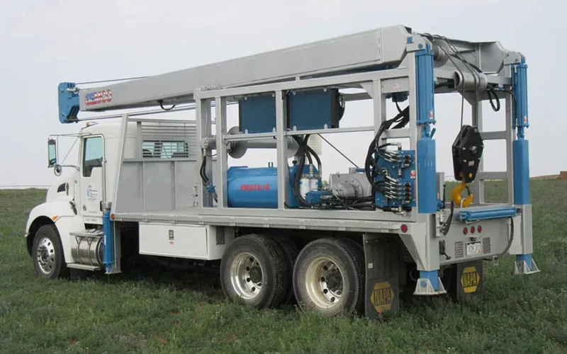 SEMCO Pump Hoist: Mobile Workover Rigs and More since 1969