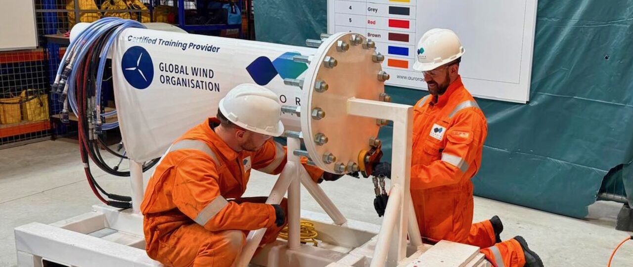 Aurora trains service leavers for wind
