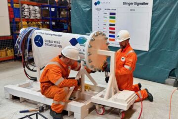 Aurora trains service leavers for wind