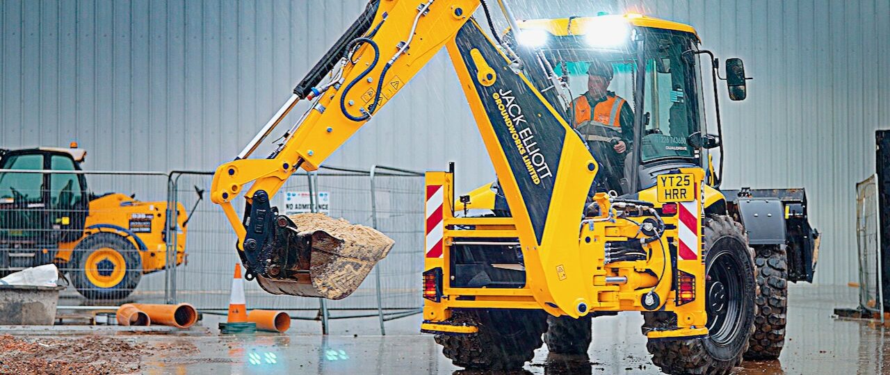 Groundworks firm saves time with JCB