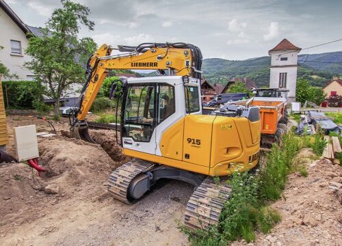 Three Liebherr Generation 8 crawler excavators expand 15- to 20-tonne class