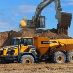 Hyundai’s redesigned ADT cab maximizes comfort and productivity on long shifts