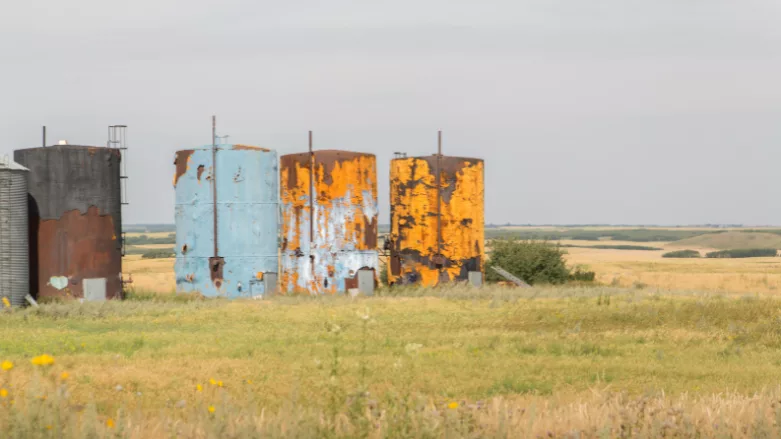 Illinois has the money to plug orphan wells. So why are so many still sitting idle?