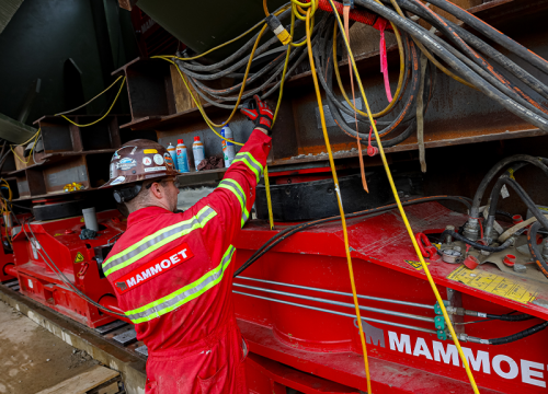 Mammoet skidding system used to replace 10,000-ton bridge in under 24 hours