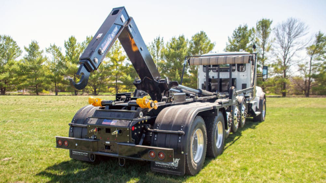 Stellar’s new bumper design for NXT Series Hooklifts comes in bolt-on and welded configurations
