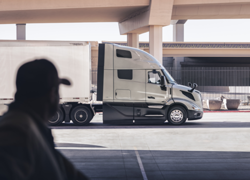Volvo Trucks’ “lock and leave” software updates now available in North America