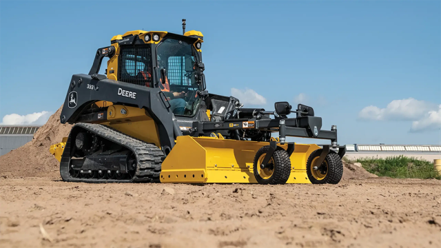 John Deere launches first in-house-designed SmartGrade box blades for large-frame CTLs
