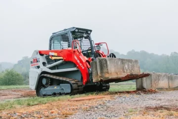 Takeuchi-US TL11R3 Compact Track Loader